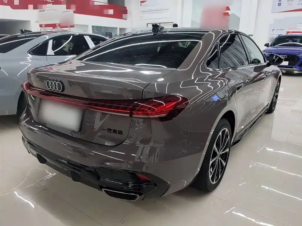 Audi A5L 2025 из CN, фото 2