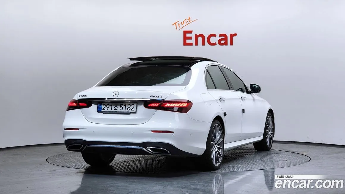 Mercedes-Benz E-Class — фото 5