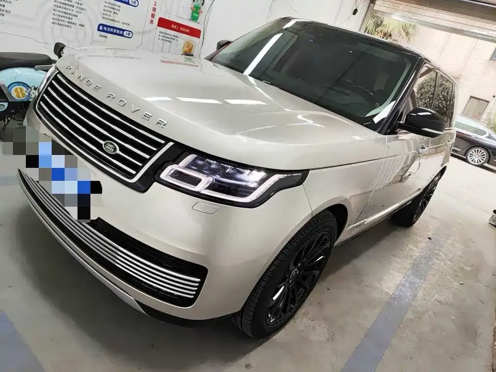 Land Rover Range Rover — фото 1