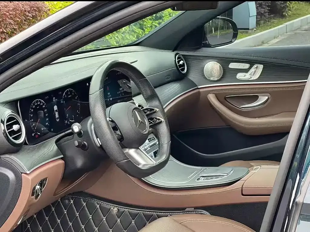 Mercedes-Benz E-Class 2023 из CN, фото 8