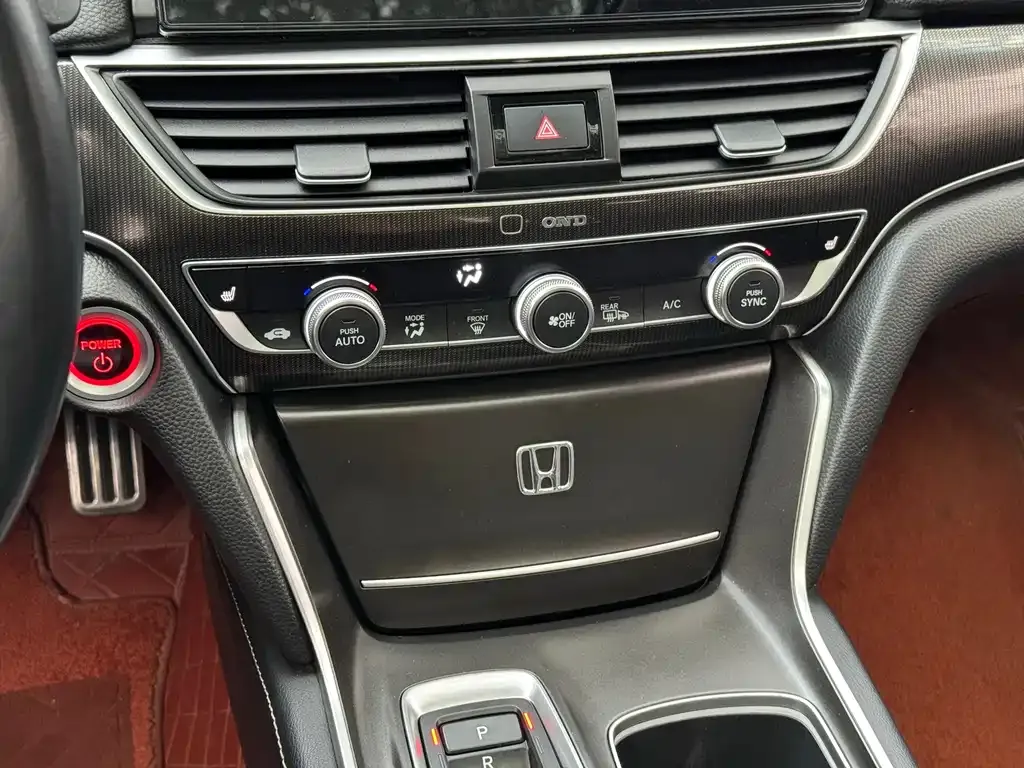 Honda Accord 2022 из CN, фото 2