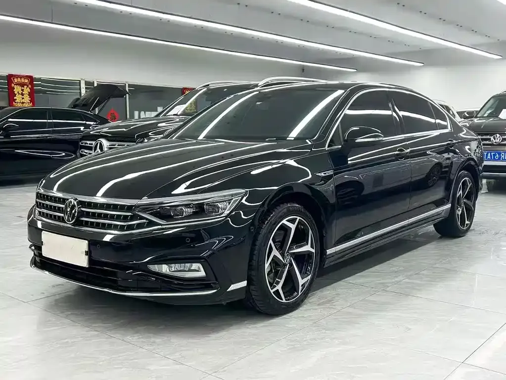 Volkswagen Magotan 2024 из CN, фото 1