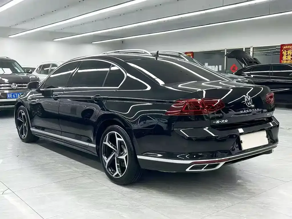 Volkswagen Magotan 2024 из CN, фото 5
