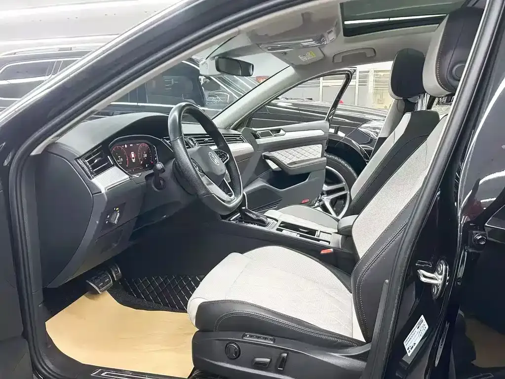 Volkswagen Magotan 2024 из CN, фото 9