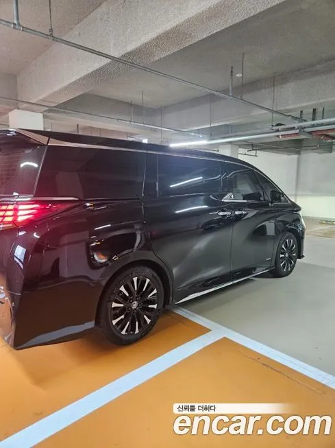 Toyota Alphard 2024 из KR, фото 6