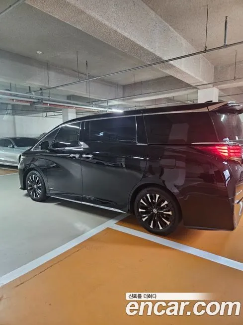 Toyota Alphard 2024 из KR, фото 5