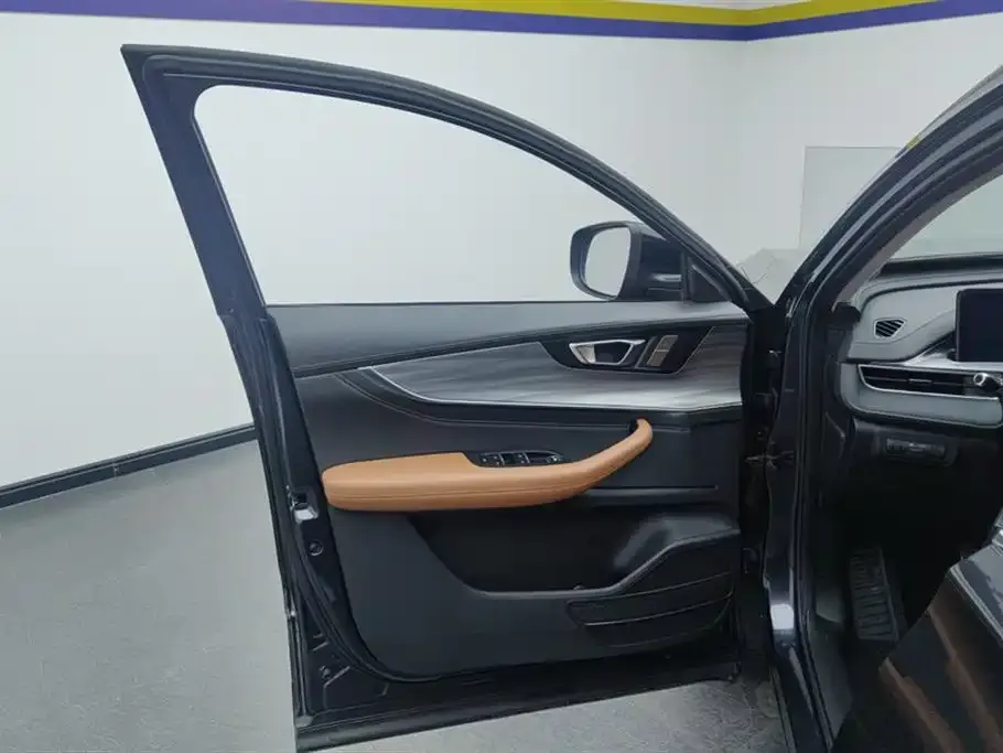 Chery Tiggo 8 PLUS — фото 10