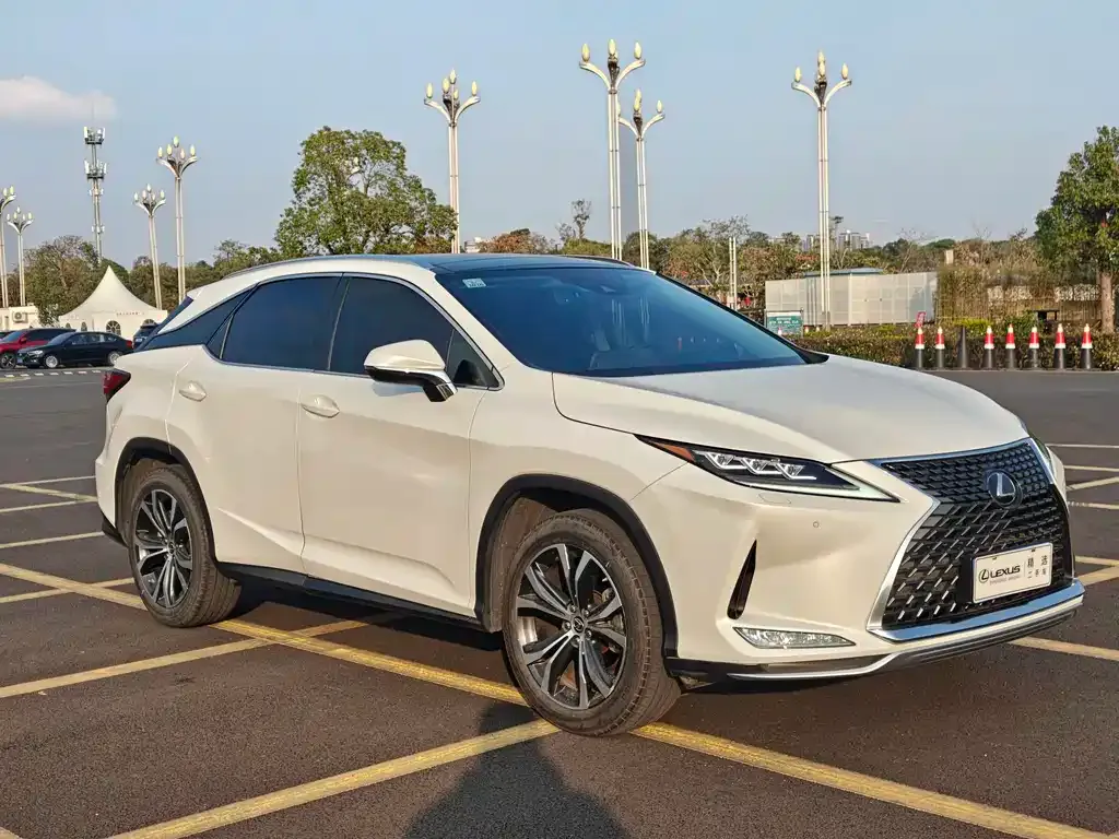 Lexus RX — фото 3