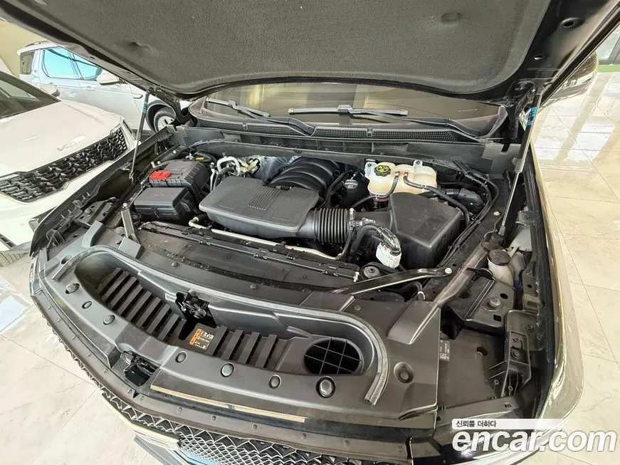 Cadillac Escalade 2023 из KR, фото 10