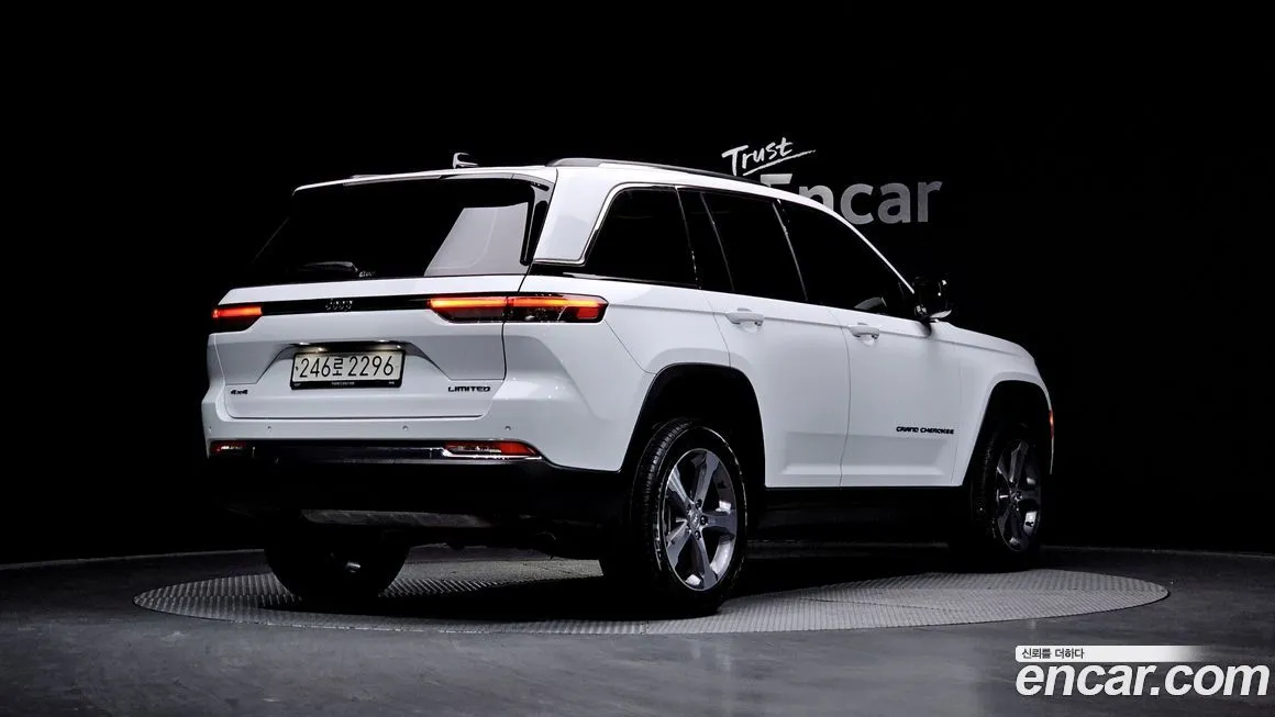 Jeep Cherokee 2023 из KR, фото 2