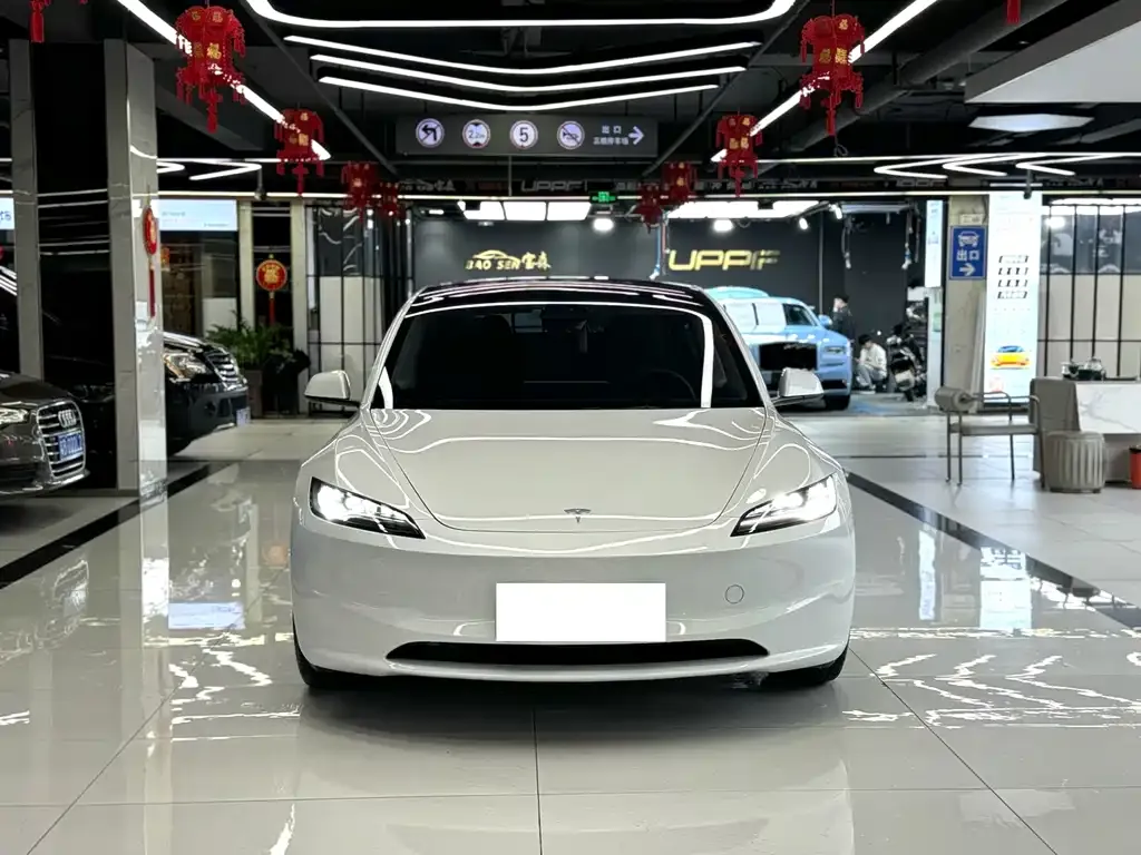 Tesla Model 3 2024 из CN, фото 10