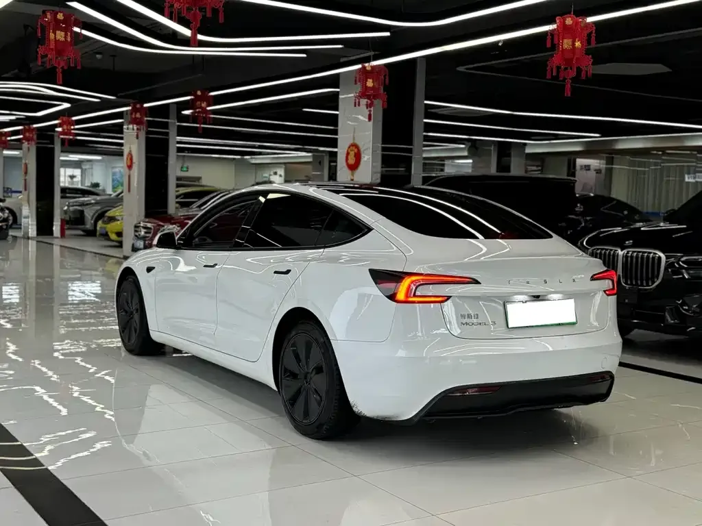 Tesla Model 3 2024 из CN, фото 8