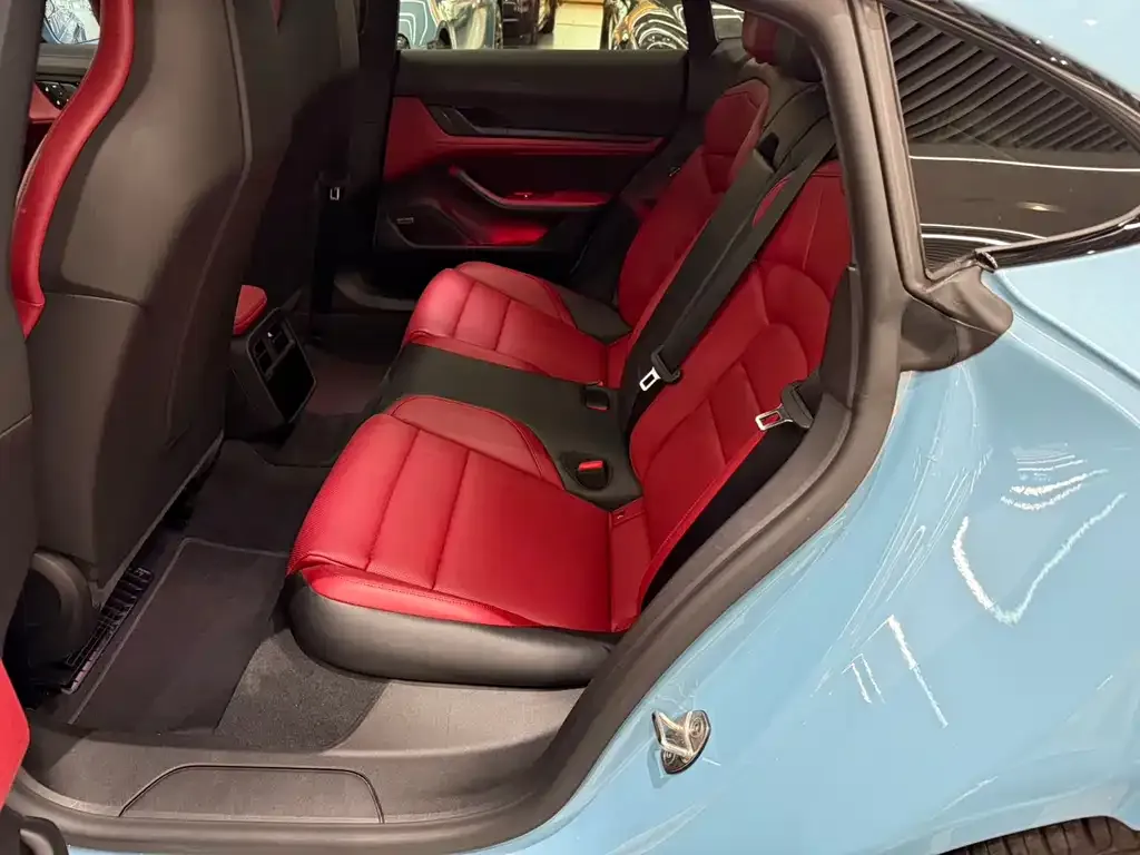Porsche Taycan 2024 из CN, фото 8