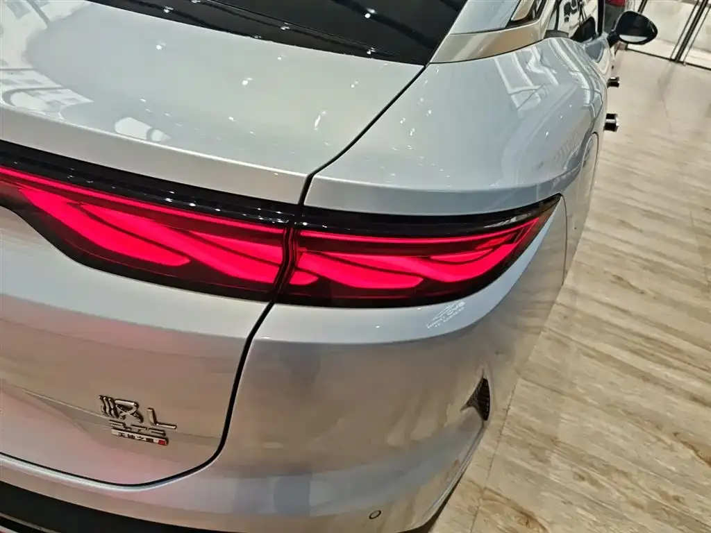 BYD Han L 2025 из CN, фото 4