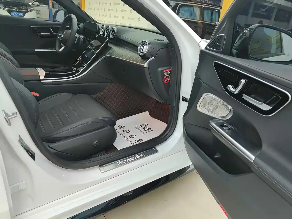 Mercedes-Benz C-Class 2023 из CN, фото 4