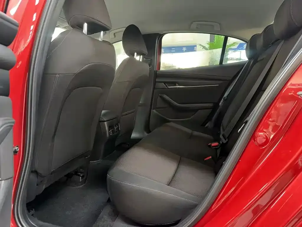 Mazda 3 Axela 2022 из CN, фото 2