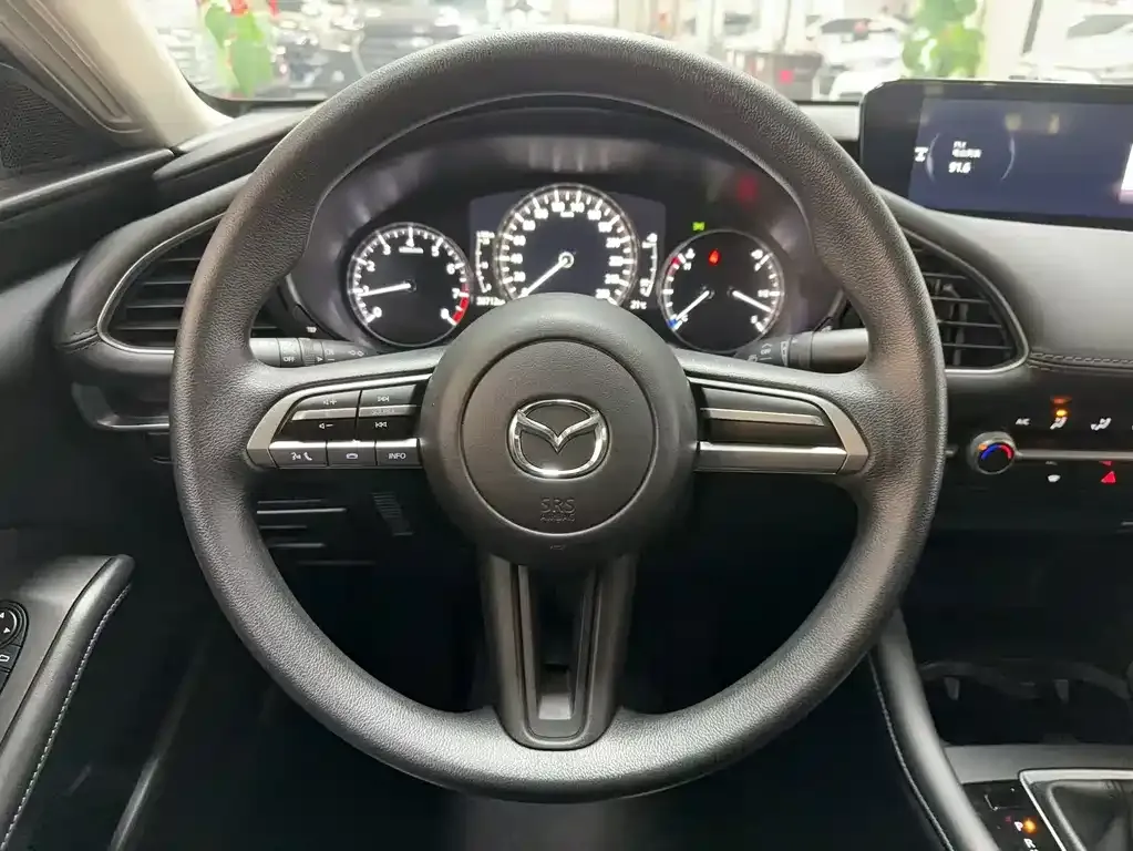 Mazda 3 Axela 2022 из CN, фото 5