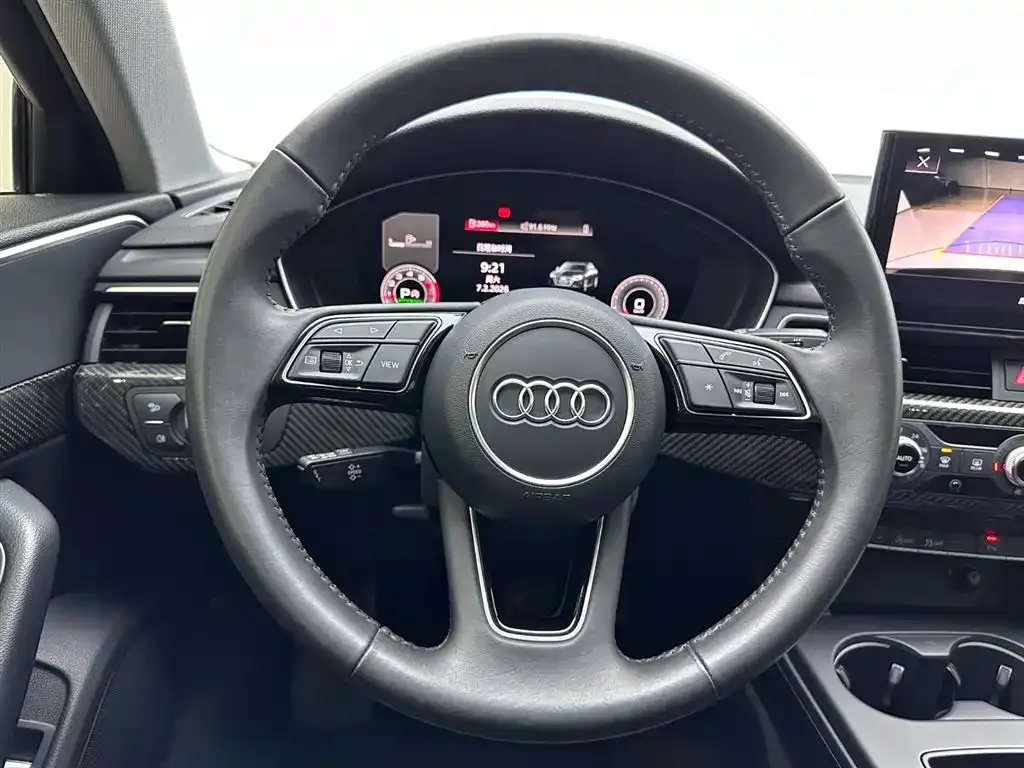 Audi A4L 2021 из CN, фото 10