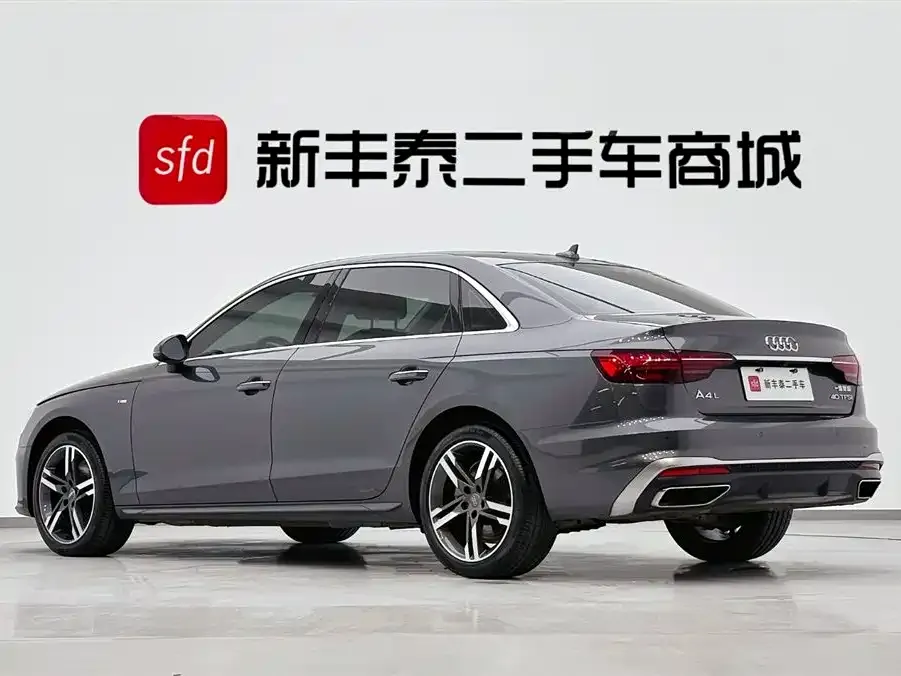 Audi A4L 2021 из CN, фото 8