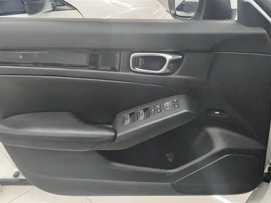 Honda Civic 2023 из CN, фото 2
