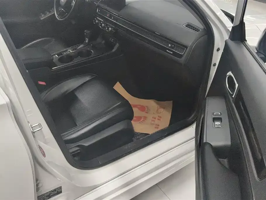 Honda Civic 2023 из CN, фото 3