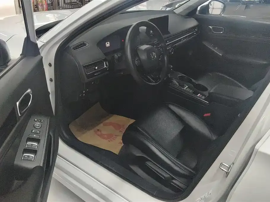 Honda Civic 2023 из CN, фото 6