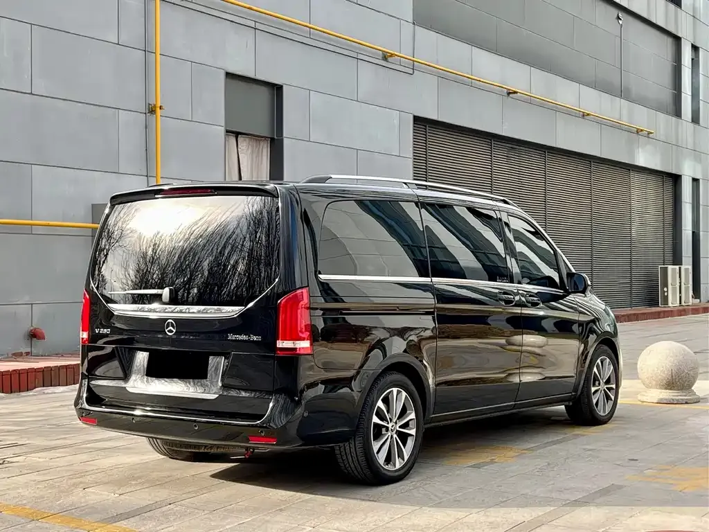 Mercedes-Benz V-Class 2021 из CN, фото 3