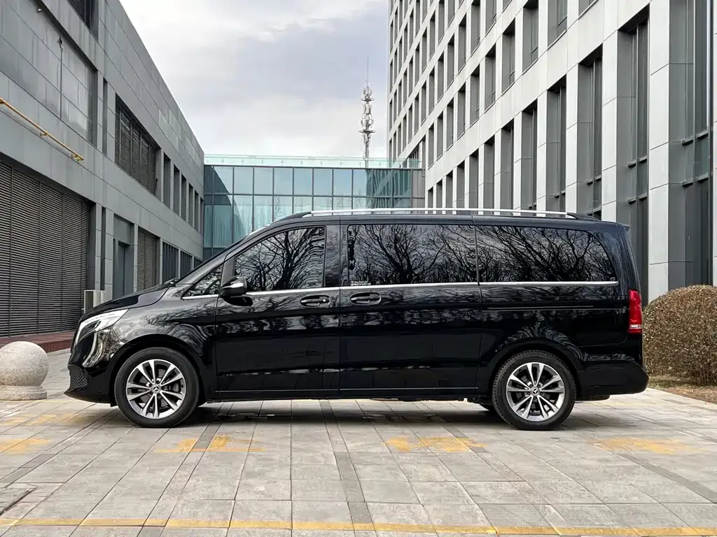Mercedes-Benz V-Class 2021 из CN, фото 10