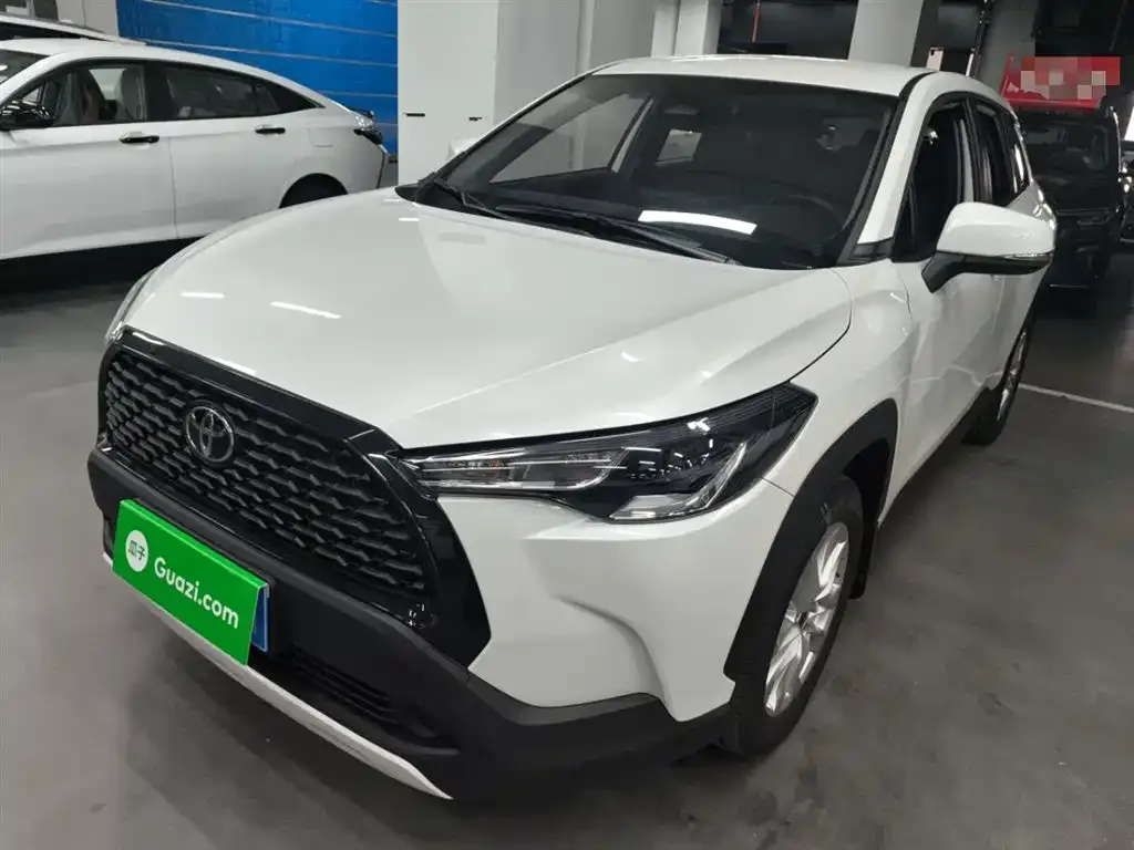 Toyota Corolla Cross 2024 из CN, фото 1