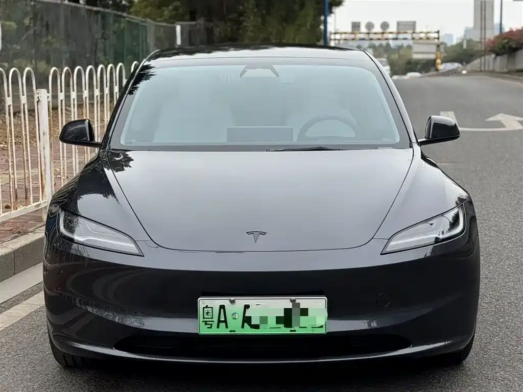 Tesla Model 3 2024 из CN, фото 7