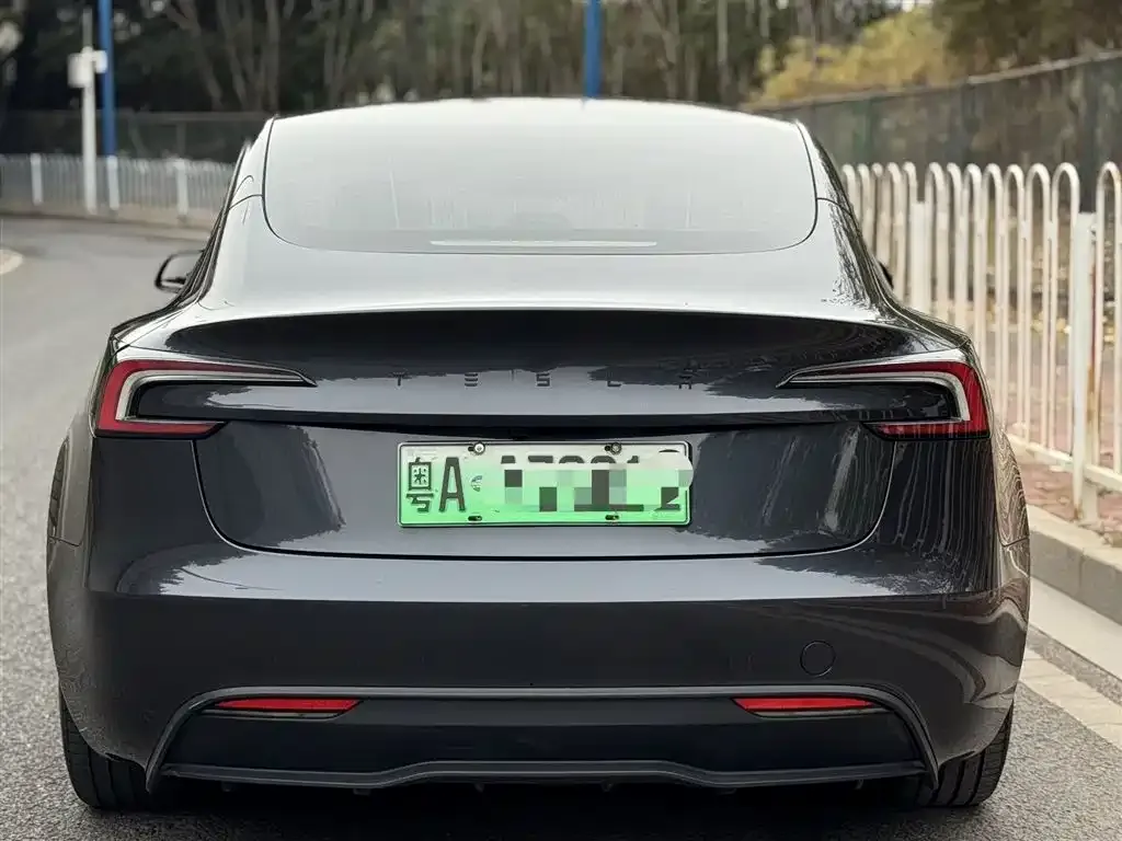 Tesla Model 3 2024 из CN, фото 6