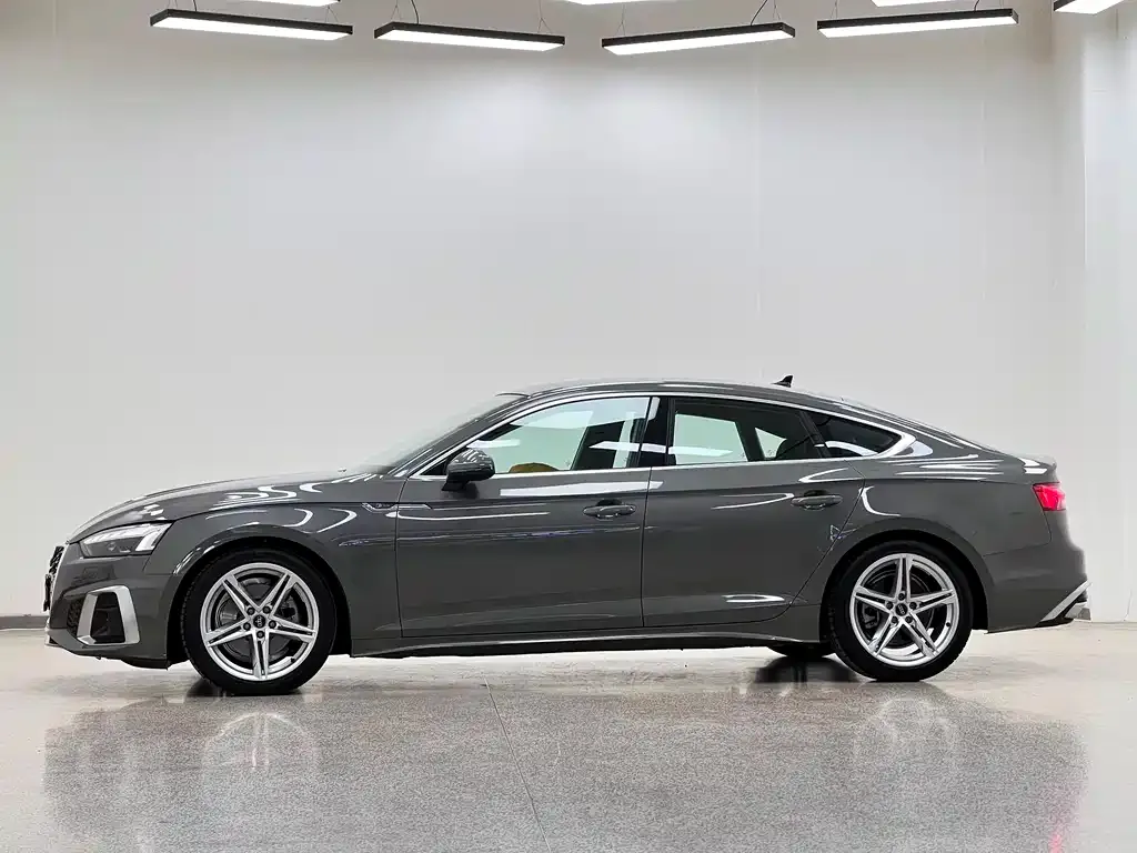 Audi A5 (Import) 2025 из CN, фото 3