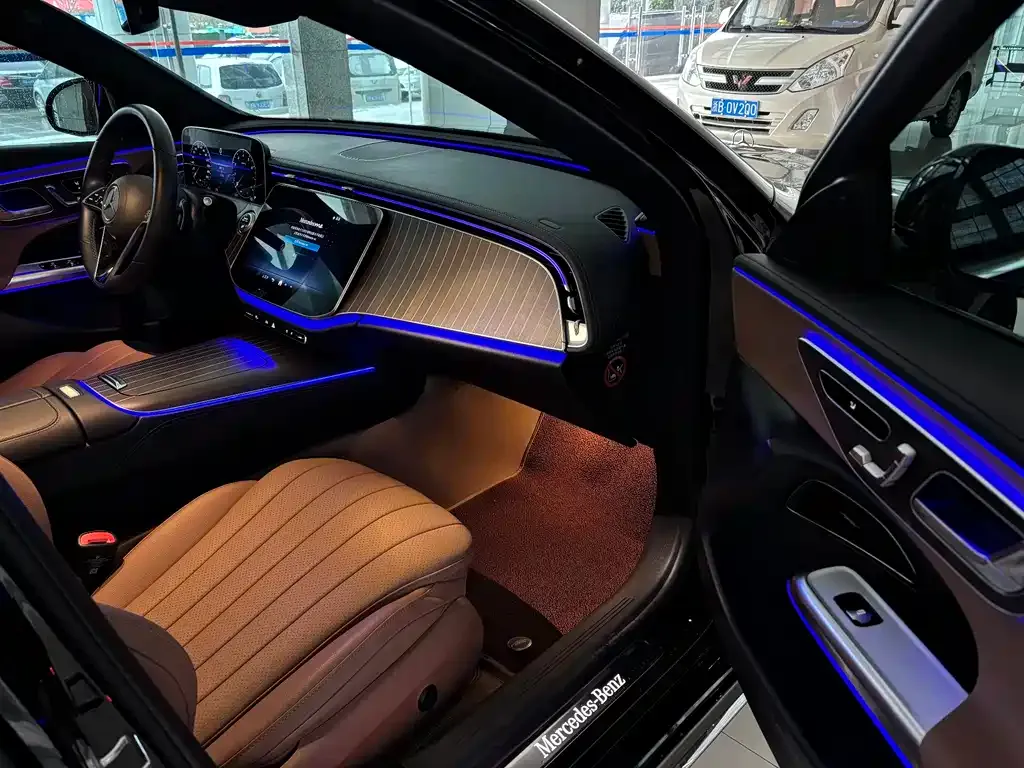 Mercedes-Benz E-Class 2025 из CN, фото 7