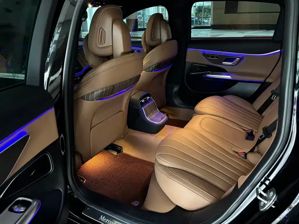 Mercedes-Benz E-Class 2025 из CN, фото 9