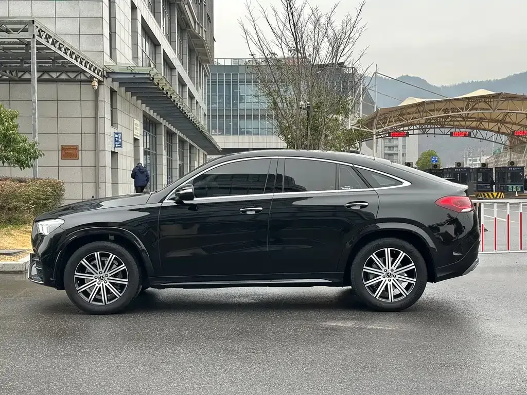Mercedes-Benz GLE Coupe 2023 из CN, фото 7