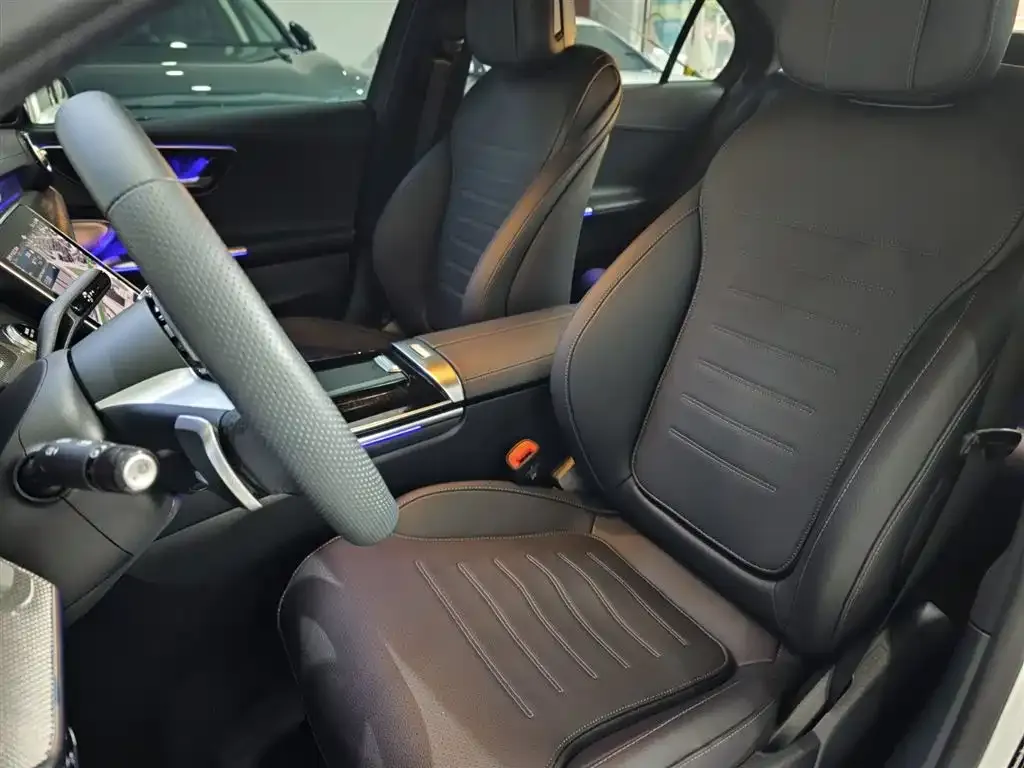 Mercedes-Benz C-Class 2024 из CN, фото 4