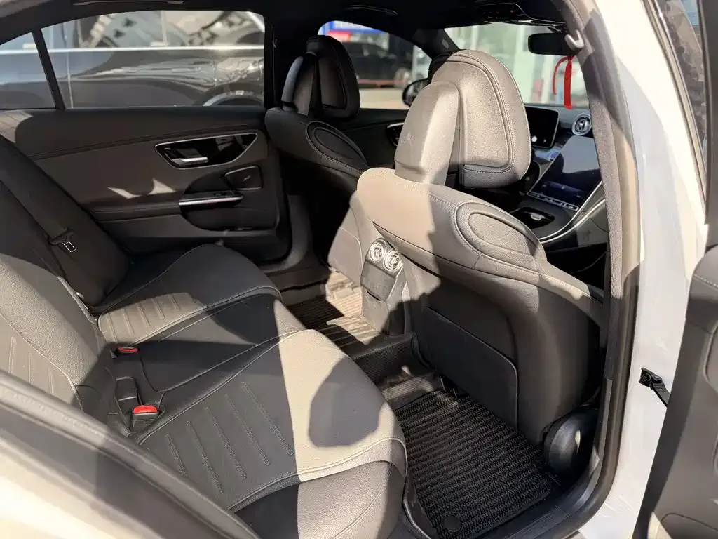 Mercedes-Benz C-Class 2023 из CN, фото 6