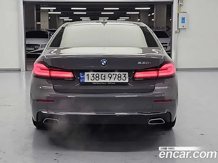 BMW 5-Series 2021 из KR, фото 3