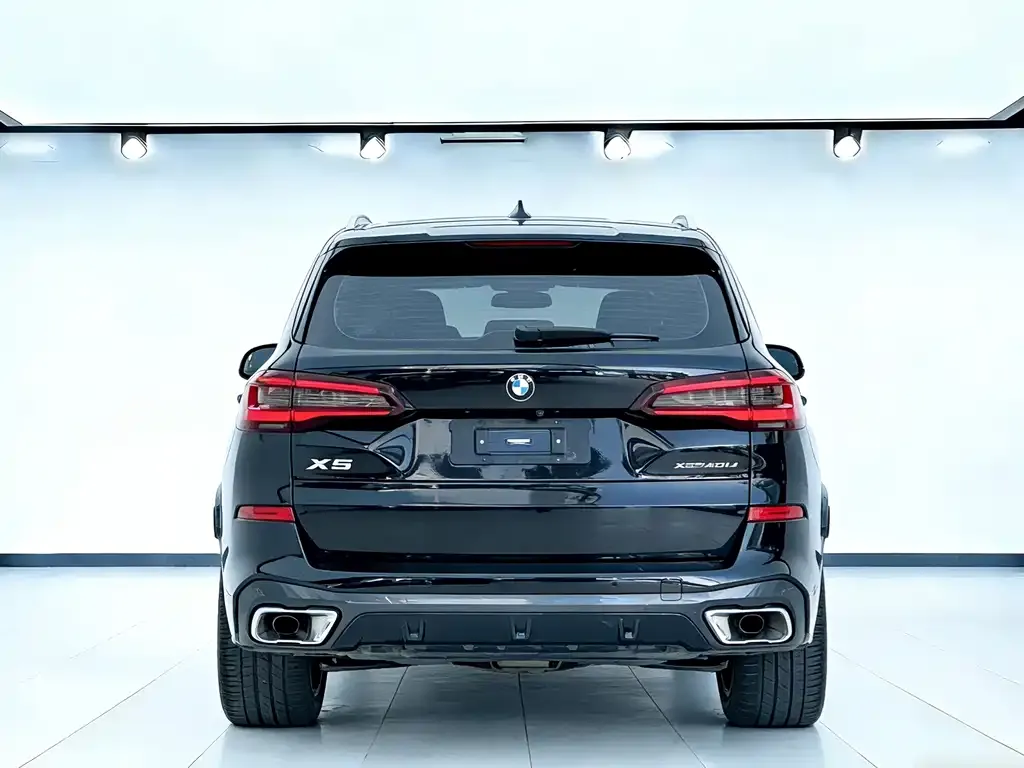 BMW X5 — фото 6