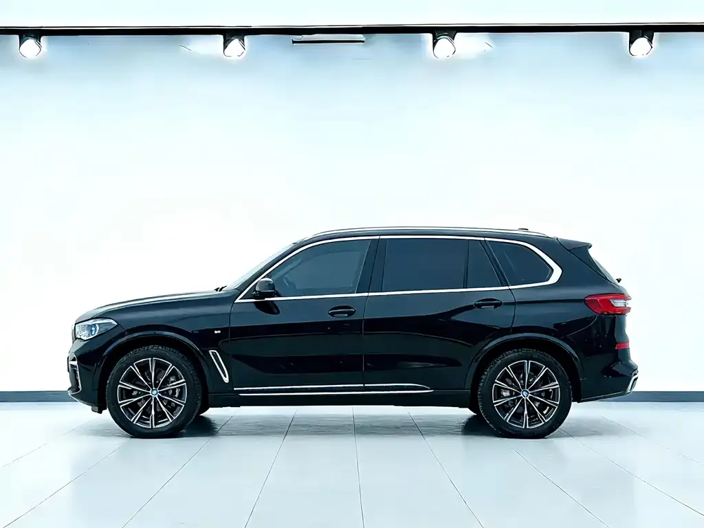 BMW X5 — фото 2