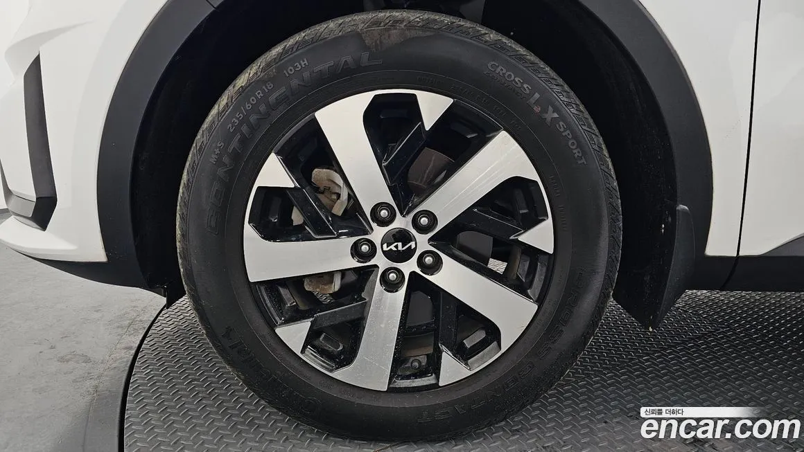 Kia Sorento — фото 7