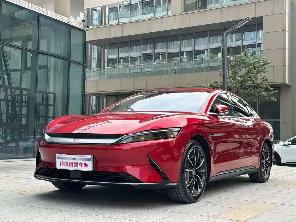 BYD Han — фото 1