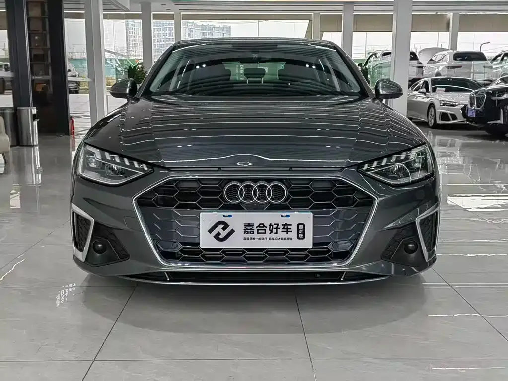 Audi A4L 2021 из CN, фото 6