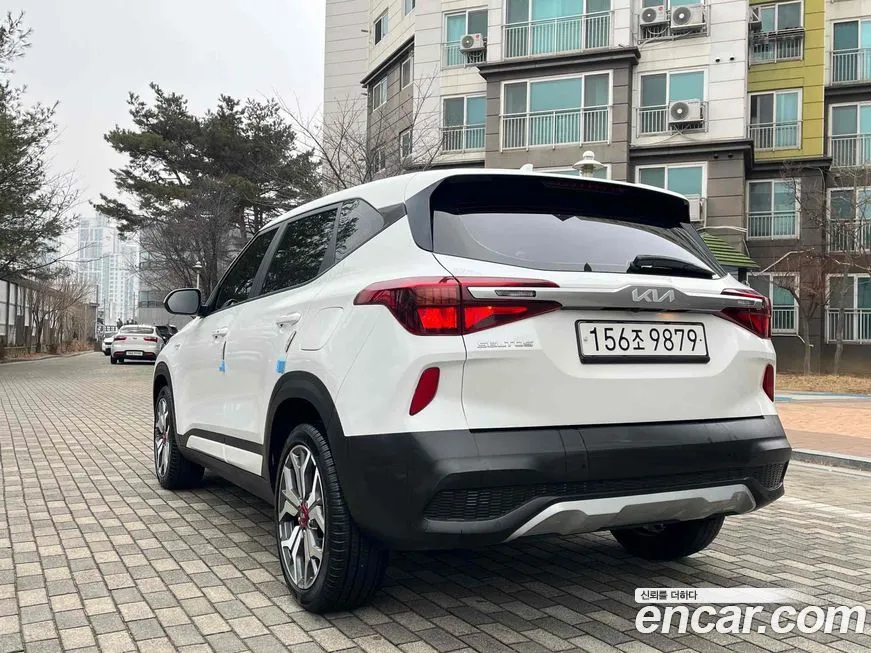 Kia Seltos 2023 из KR, фото 2