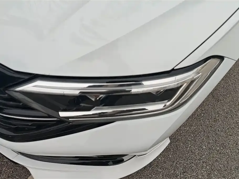 Volkswagen Sagitar 2023 из CN, фото 2