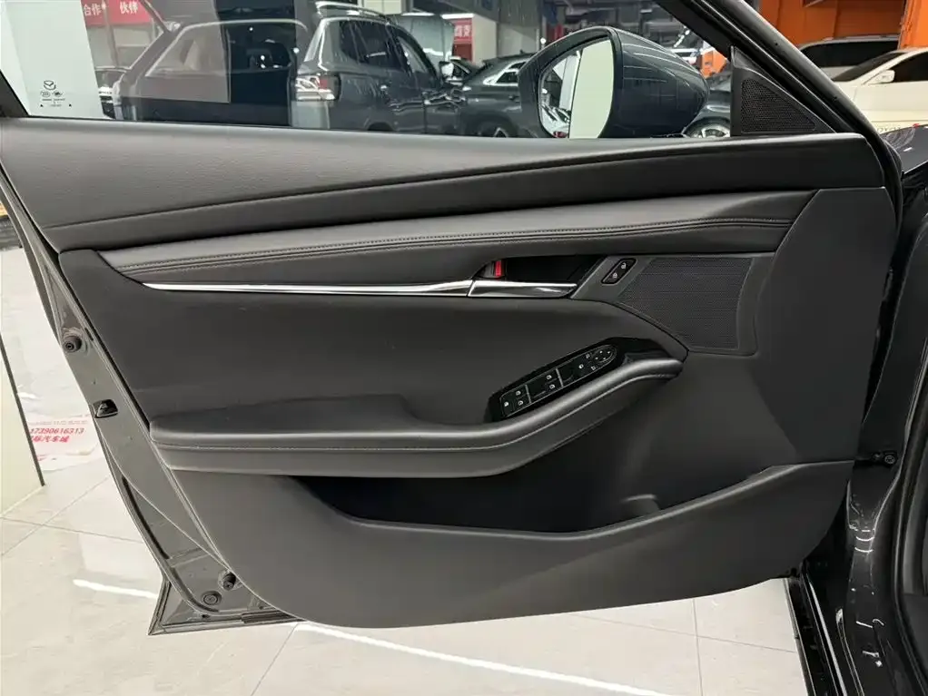 Mazda 3 Axela 2022 из CN, фото 9