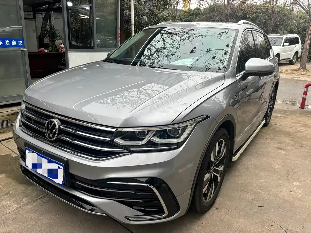 Volkswagen Tiguan L 2022 из CN, фото 1