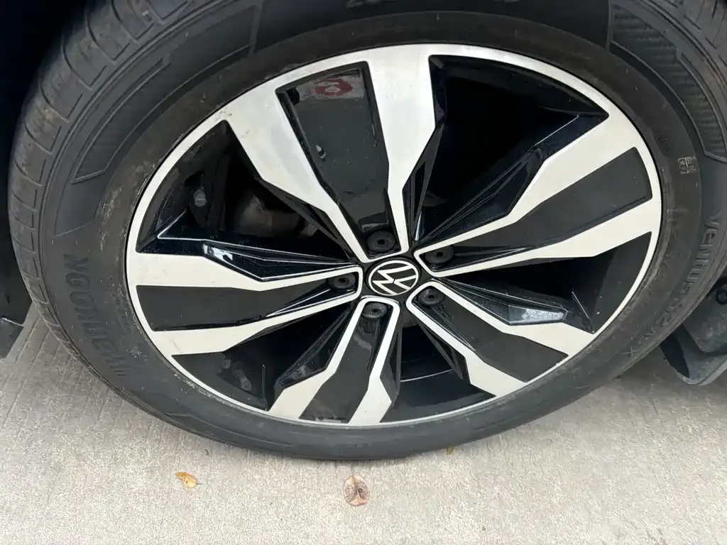 Volkswagen Tiguan L 2022 из CN, фото 10