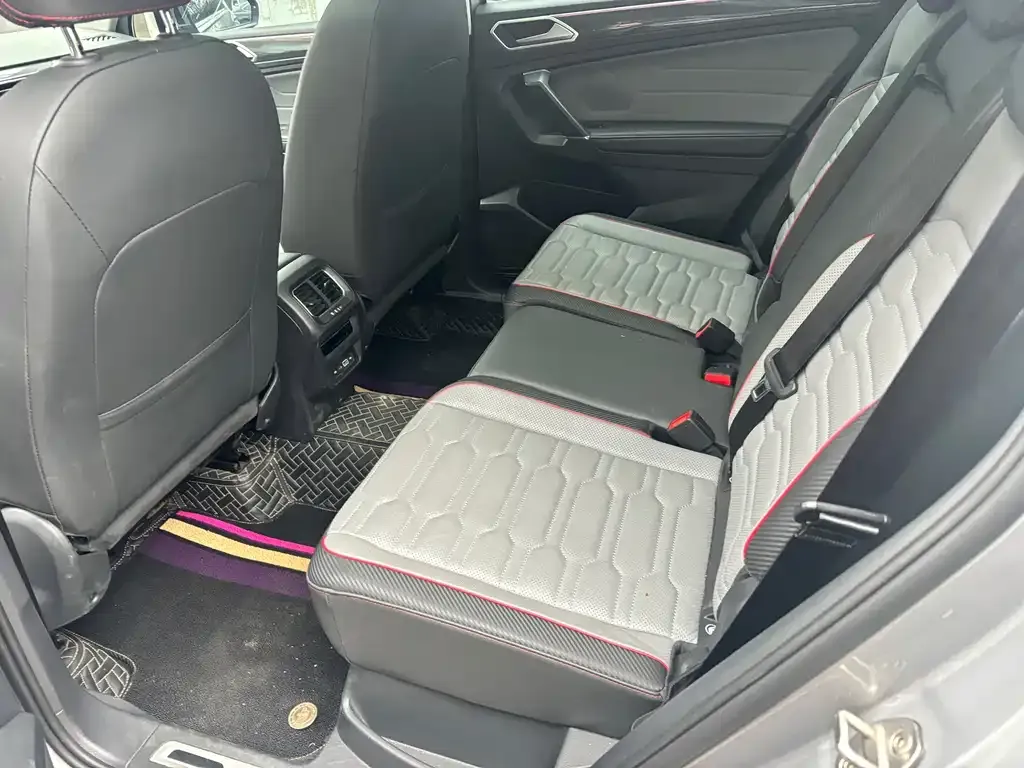 Volkswagen Tiguan L 2022 из CN, фото 5