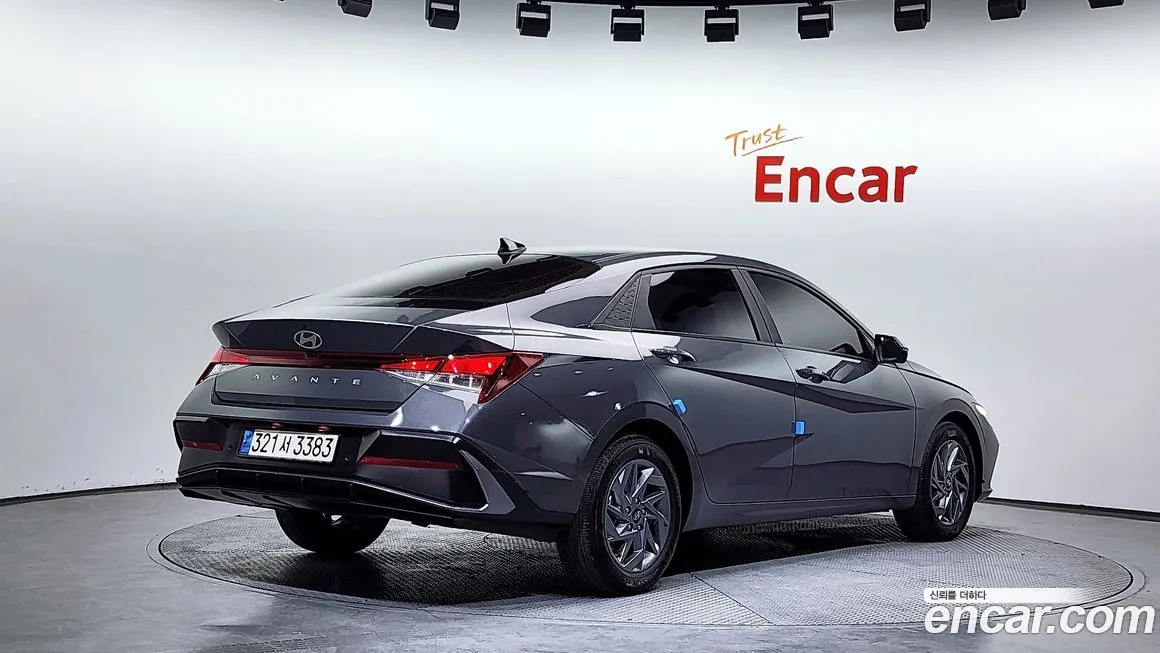 Hyundai AVANTE 2024 из KR, фото 3